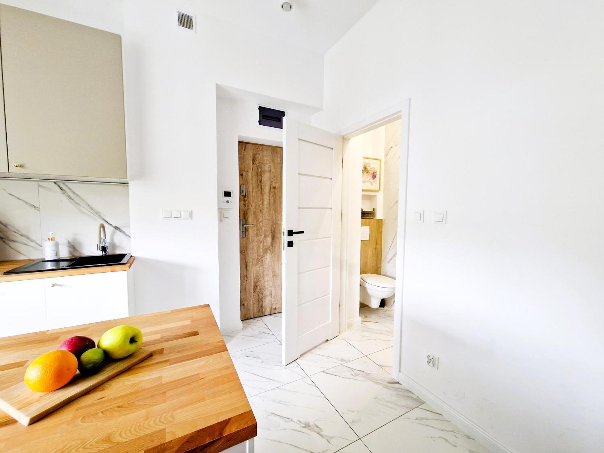 J&W Apartments Grojecka Glam Flat Warsaw Exterior photo
