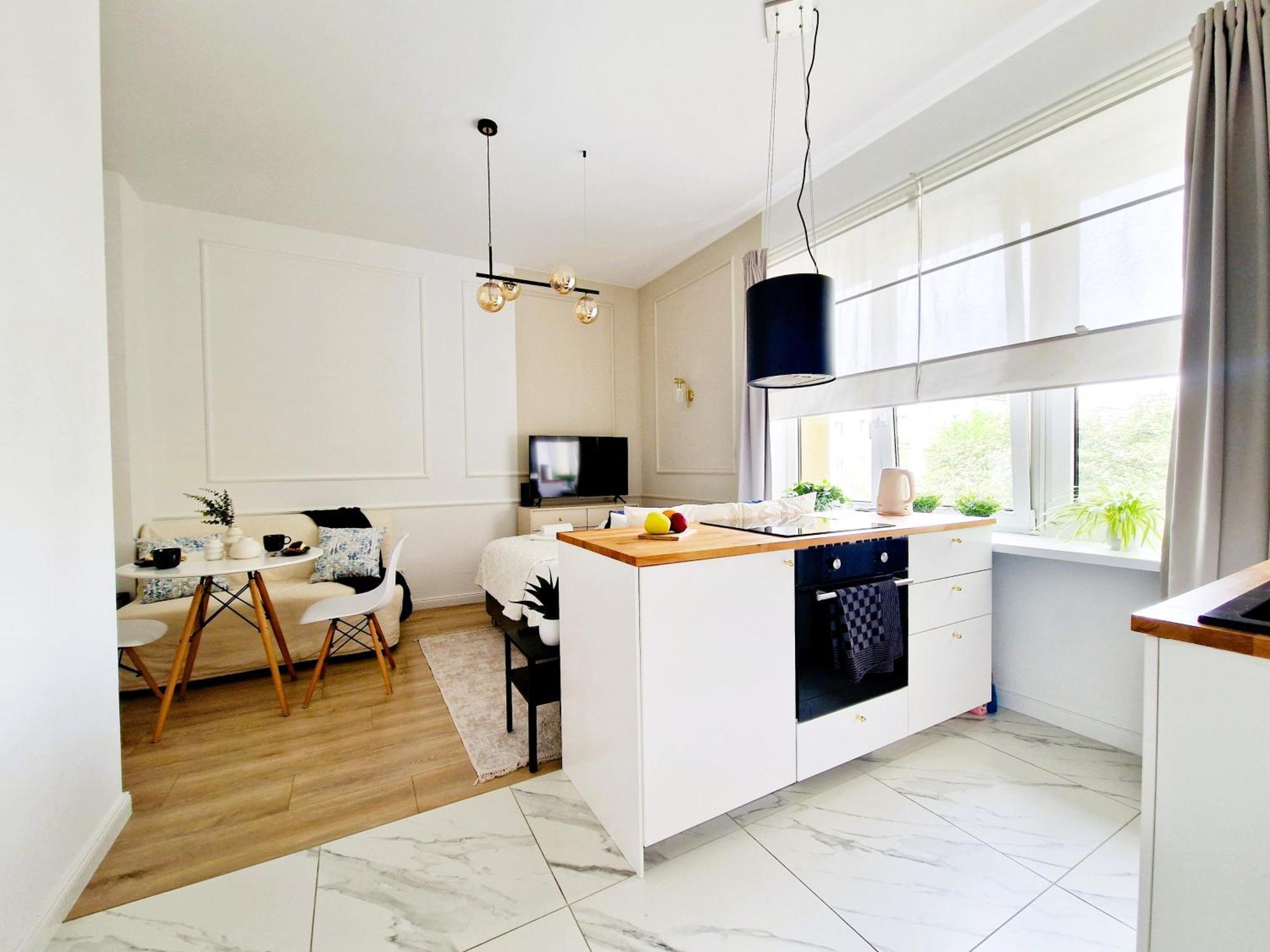 J&W Apartments Grojecka Glam Flat Warsaw Exterior photo
